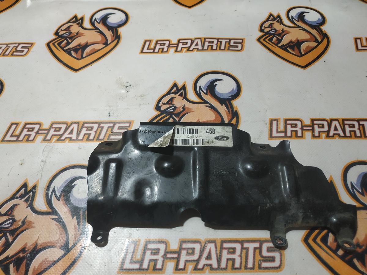 LR022774 Экран 4.4TD топливных форсунок(левые) Range Rover L322 (2002-2012) Б/У